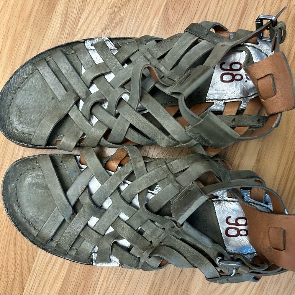 AS 98 gladiator sandals in khaki green size 39.
